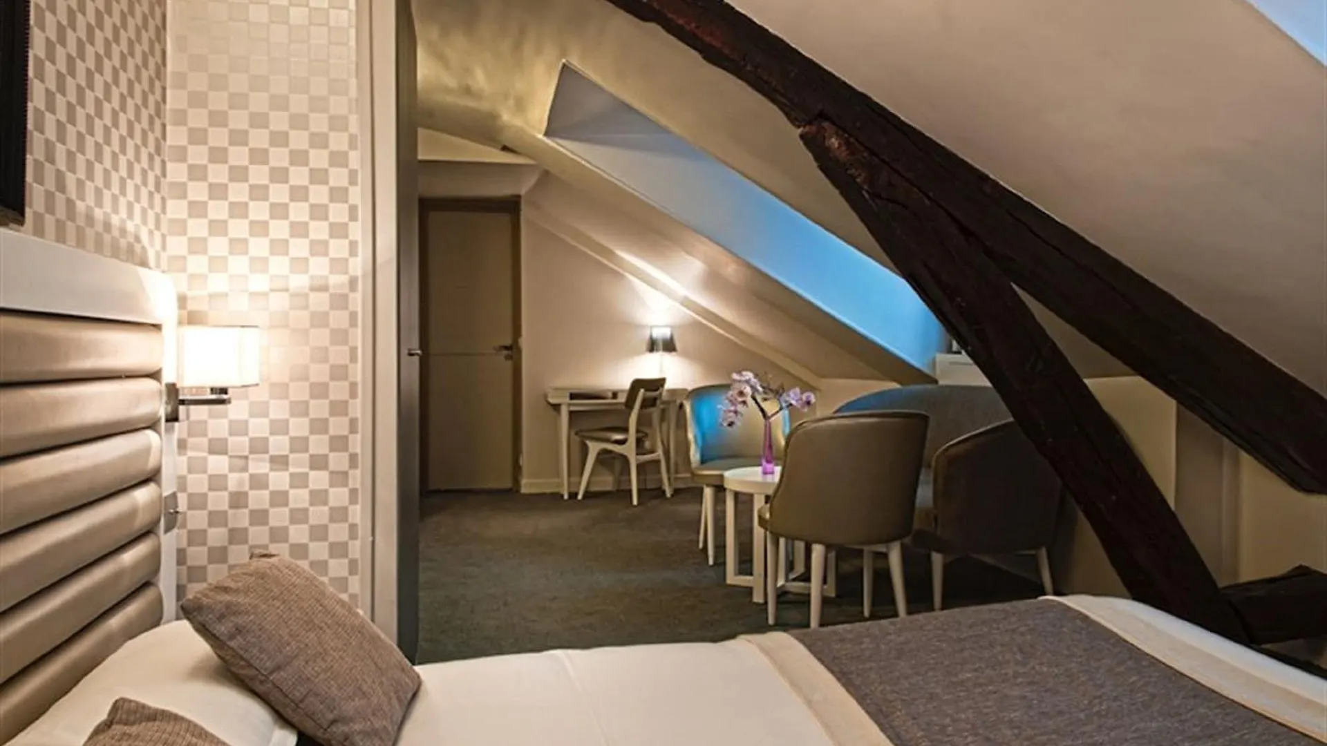 Hotel Icone Paris France