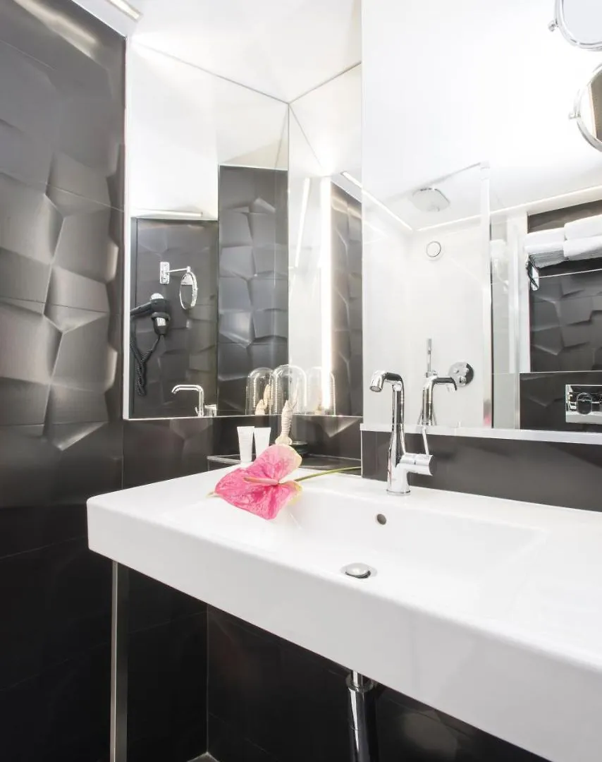 Hotel Icone Paris 3*,  France