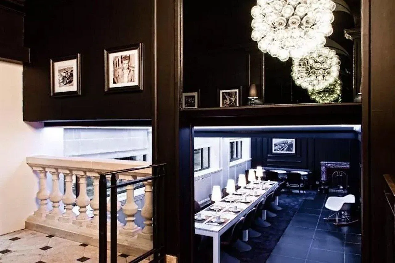 Hotel Icone Paris 3*,